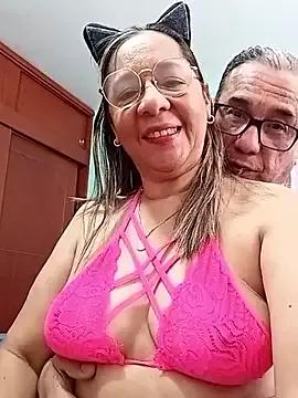 Girls: discover live performances with matured cam models, from teasing to fixations, in a variety of stunning live sex cams.