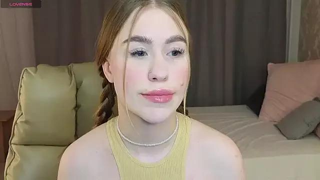 maya_lolly from StripChat