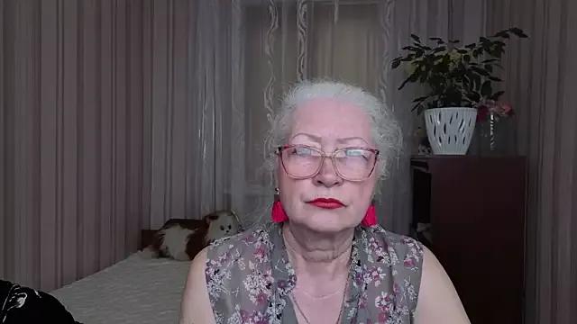 Maya_Mayflower from StripChat is Freechat