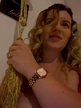 MayaMillan from StripChat