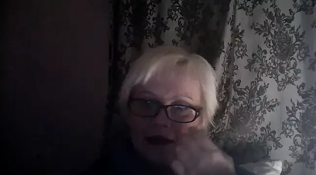 Mayya4321 on StripChat
