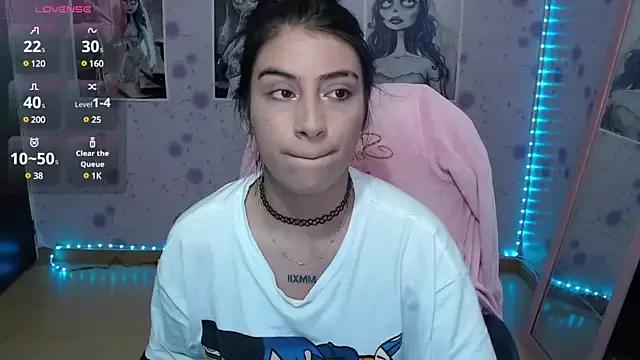 Medussa_katt from StripChat is Freechat