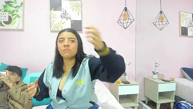 Girls: discover live performances with matured cam models, from teasing to fixations, in a variety of stunning live sex cams.