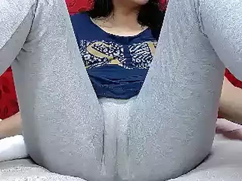 Girls: discover live performances with matured cam models, from teasing to fixations, in a variety of stunning live sex cams.