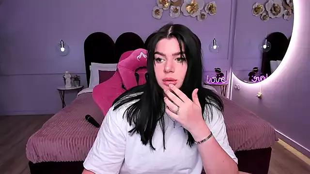 MelanieCarterr from StripChat is Freechat