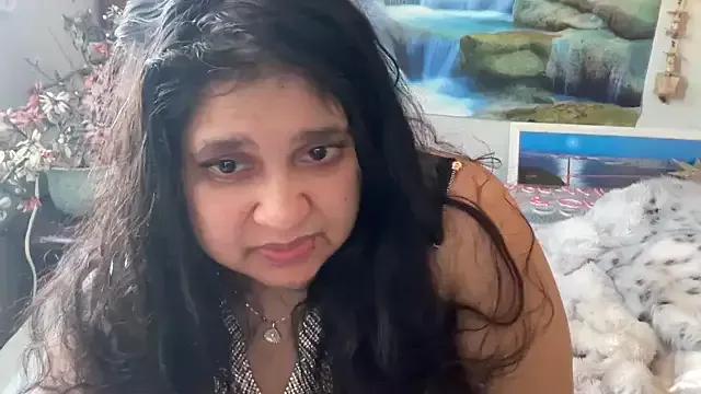 MelanieFawker from StripChat is Freechat