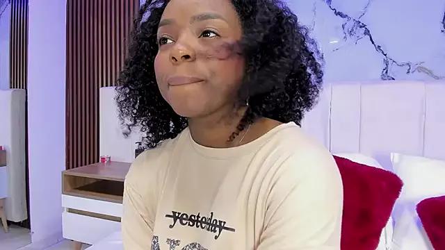 Melanyy_Ebonny from StripChat is Freechat