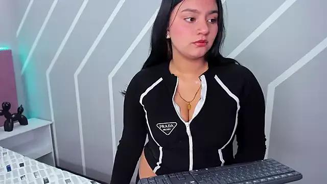 Melanyy_Scott from StripChat is Freechat