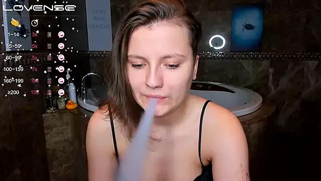 Girls: discover live performances with matured cam models, from teasing to fixations, in a variety of stunning live sex cams.