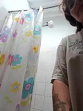 Melissa_Girart from StripChat is Freechat