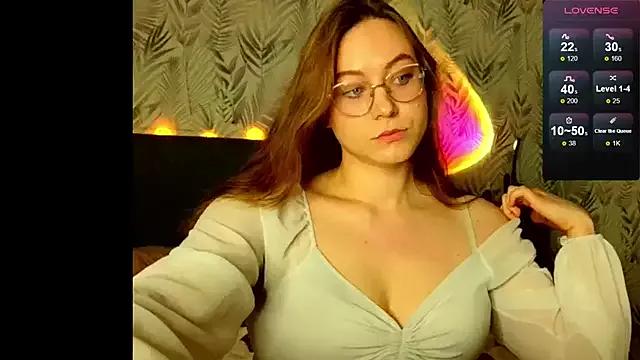 Girls: discover live performances with matured cam models, from teasing to fixations, in a variety of stunning live sex cams.