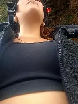 Girls: discover live performances with matured cam models, from teasing to fixations, in a variety of stunning live sex cams.