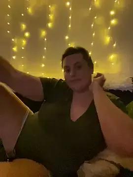 Girls: discover live performances with matured cam models, from teasing to fixations, in a variety of stunning live sex cams.