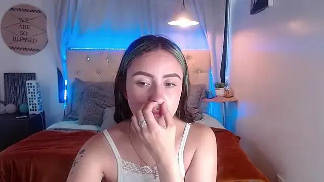Girls: discover live performances with matured cam models, from teasing to fixations, in a variety of stunning live sex cams.