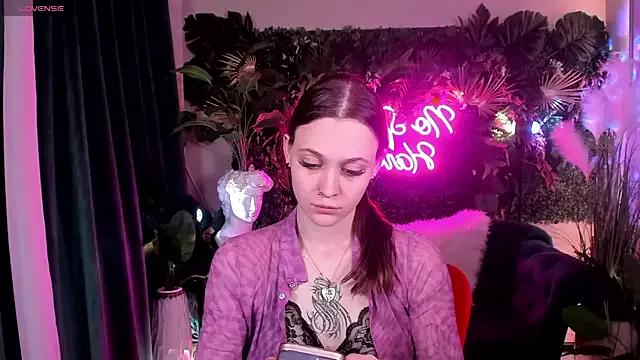meow_amanda from StripChat is Freechat