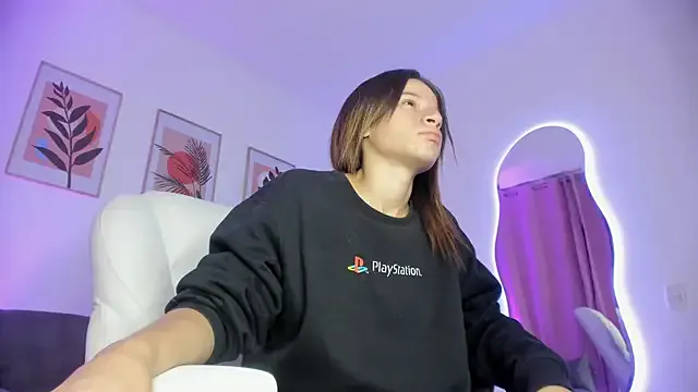 Mia_Luna