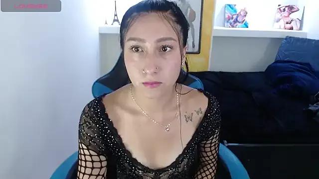 Girls: discover live performances with matured cam models, from teasing to fixations, in a variety of stunning live sex cams.