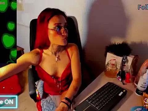 Miah_Morrison from StripChat is Freechat