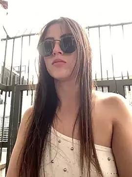 Girls: discover live performances with matured cam models, from teasing to fixations, in a variety of stunning live sex cams.