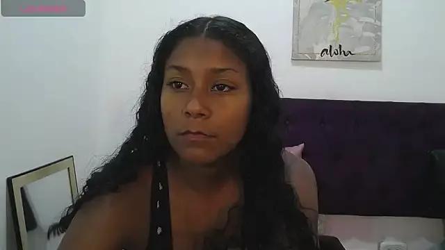 MiaSexybOObs from StripChat is Freechat