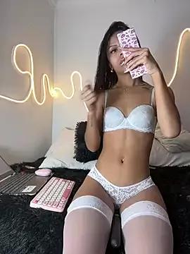 Girls: discover live performances with matured cam models, from teasing to fixations, in a variety of stunning live sex cams.