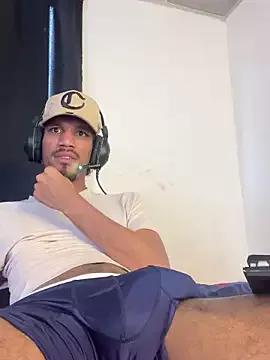 Miguel_bigcock from StripChat is Freechat