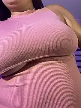 Girls: discover live performances with matured cam models, from teasing to fixations, in a variety of stunning live sex cams.