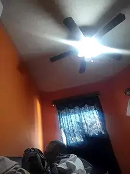 miicheele32 from StripChat