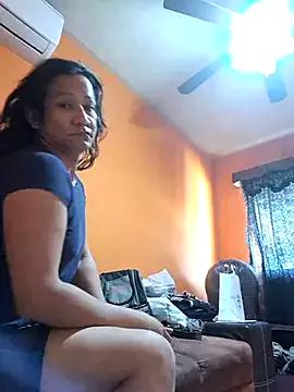miicheele32 from StripChat