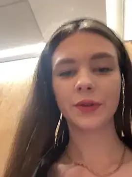 MilaBee from StripChat is Freechat