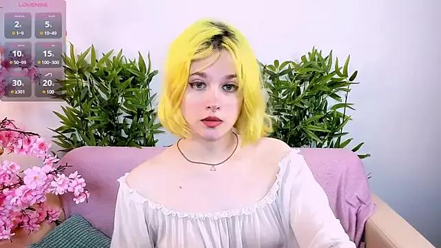 Milena_Cecret from StripChat is Freechat
