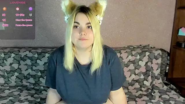 MilkSteps from StripChat is Freechat