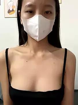 Milla_18xxx from StripChat