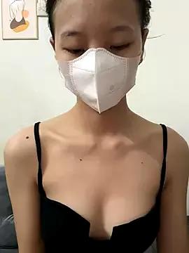 Milla_18xxx from StripChat