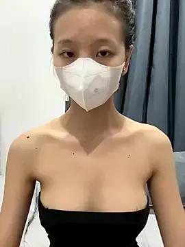 Milla_18xxx from StripChat