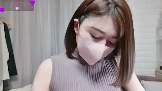 Girls: discover live performances with matured cam models, from teasing to fixations, in a variety of stunning live sex cams.