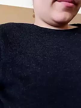 minikkiz from StripChat