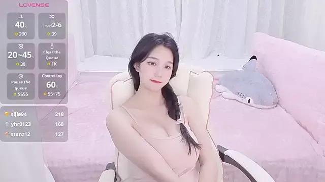 Girls: discover live performances with matured cam models, from teasing to fixations, in a variety of stunning live sex cams.