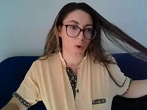 Girls: discover live performances with matured cam models, from teasing to fixations, in a variety of stunning live sex cams.