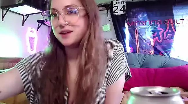 Girls: discover live performances with matured cam models, from teasing to fixations, in a variety of stunning live sex cams.