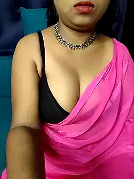 Girls: discover live performances with matured cam models, from teasing to fixations, in a variety of stunning live sex cams.
