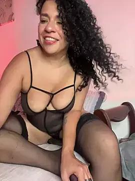 Girls: discover live performances with matured cam models, from teasing to fixations, in a variety of stunning live sex cams.