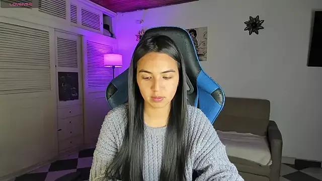 Miss_Nicole from StripChat