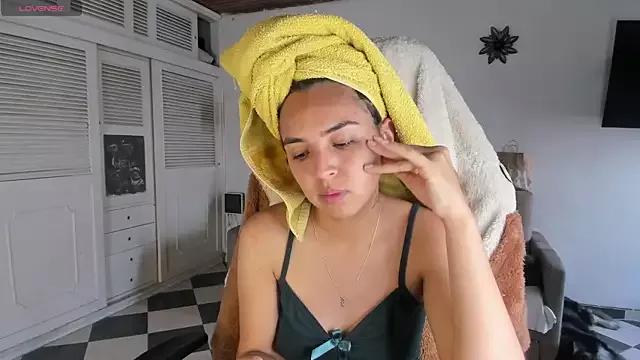 Miss_Nicole from StripChat