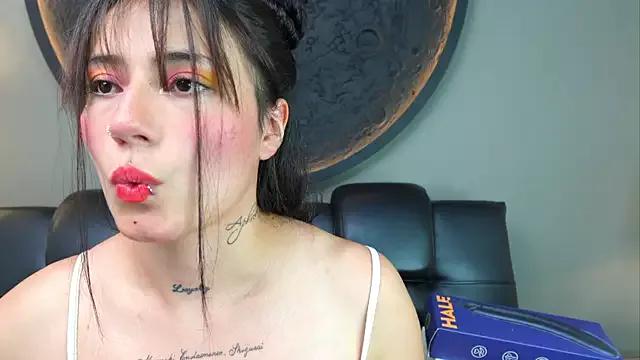 miss_sharlotte18 from StripChat