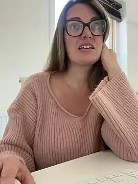 Miss_Stassi from StripChat is Freechat
