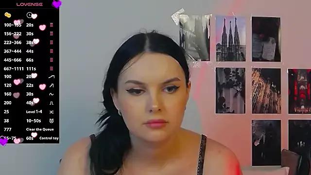 Girls: discover live performances with matured cam models, from teasing to fixations, in a variety of stunning live sex cams.