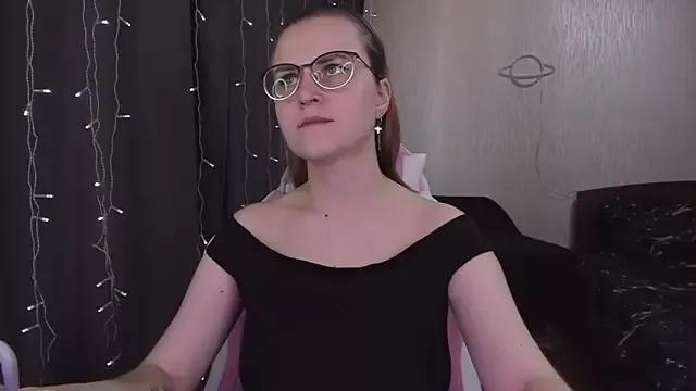 Girls: discover live performances with matured cam models, from teasing to fixations, in a variety of stunning live sex cams.