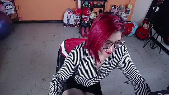 MissMiia2 from StripChat