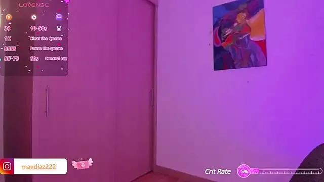 Girls: discover live performances with matured cam models, from teasing to fixations, in a variety of stunning live sex cams.